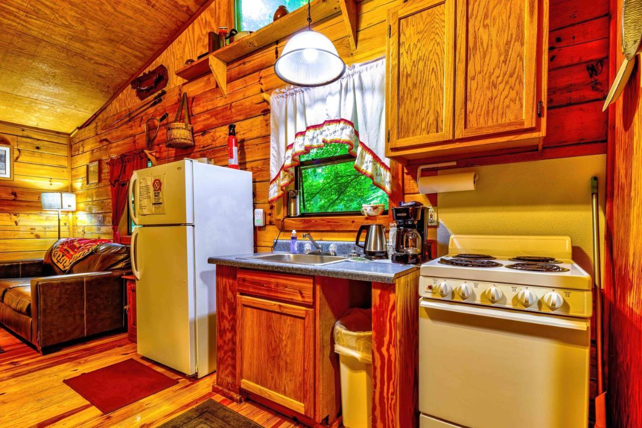 Panther Creek Cabins Cherokee Eksteriør bilde
