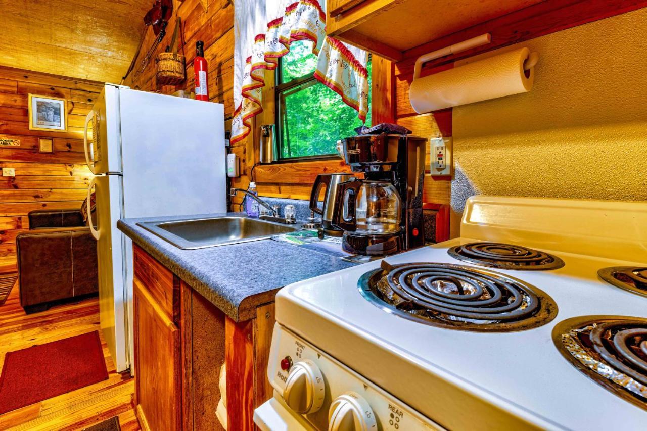 Panther Creek Cabins Cherokee Eksteriør bilde